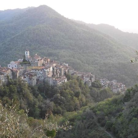 Vila Nostro Rifugio Apricale Exteriér fotografie